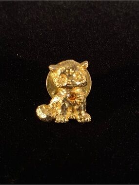 Camco Goldtone Cat Pin/Tie Tack with Golden Rhinestone